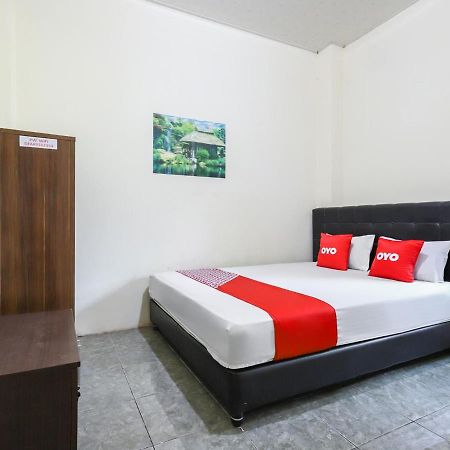 Oyo 3830 Dfarys Gh Syariah Otel Balikpapan  Dış mekan fotoğraf