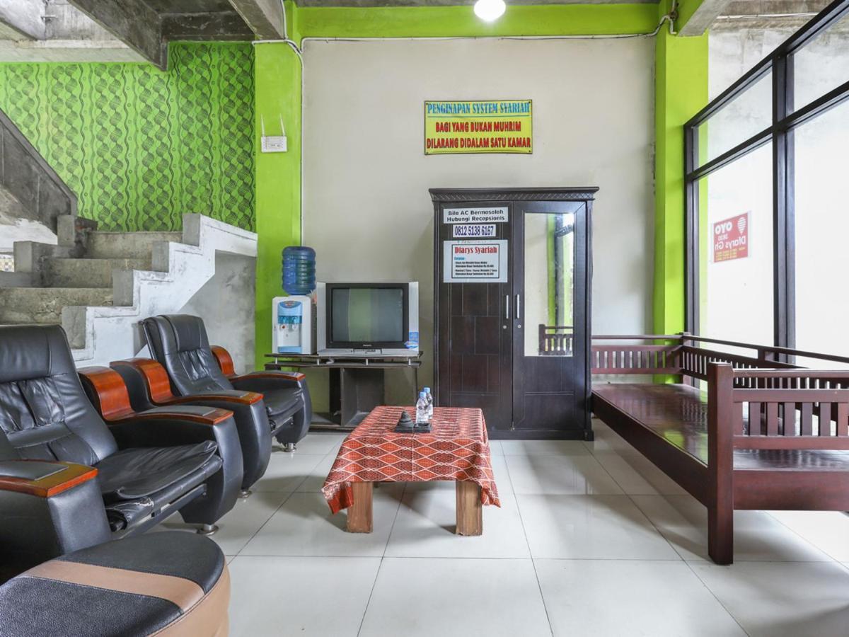 Oyo 3830 Dfarys Gh Syariah Otel Balikpapan  Dış mekan fotoğraf