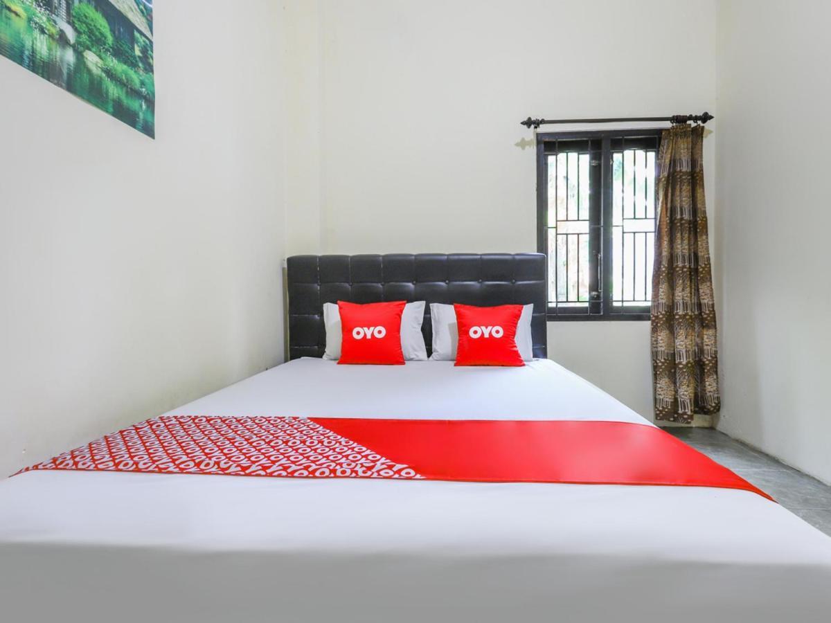 Oyo 3830 Dfarys Gh Syariah Otel Balikpapan  Dış mekan fotoğraf