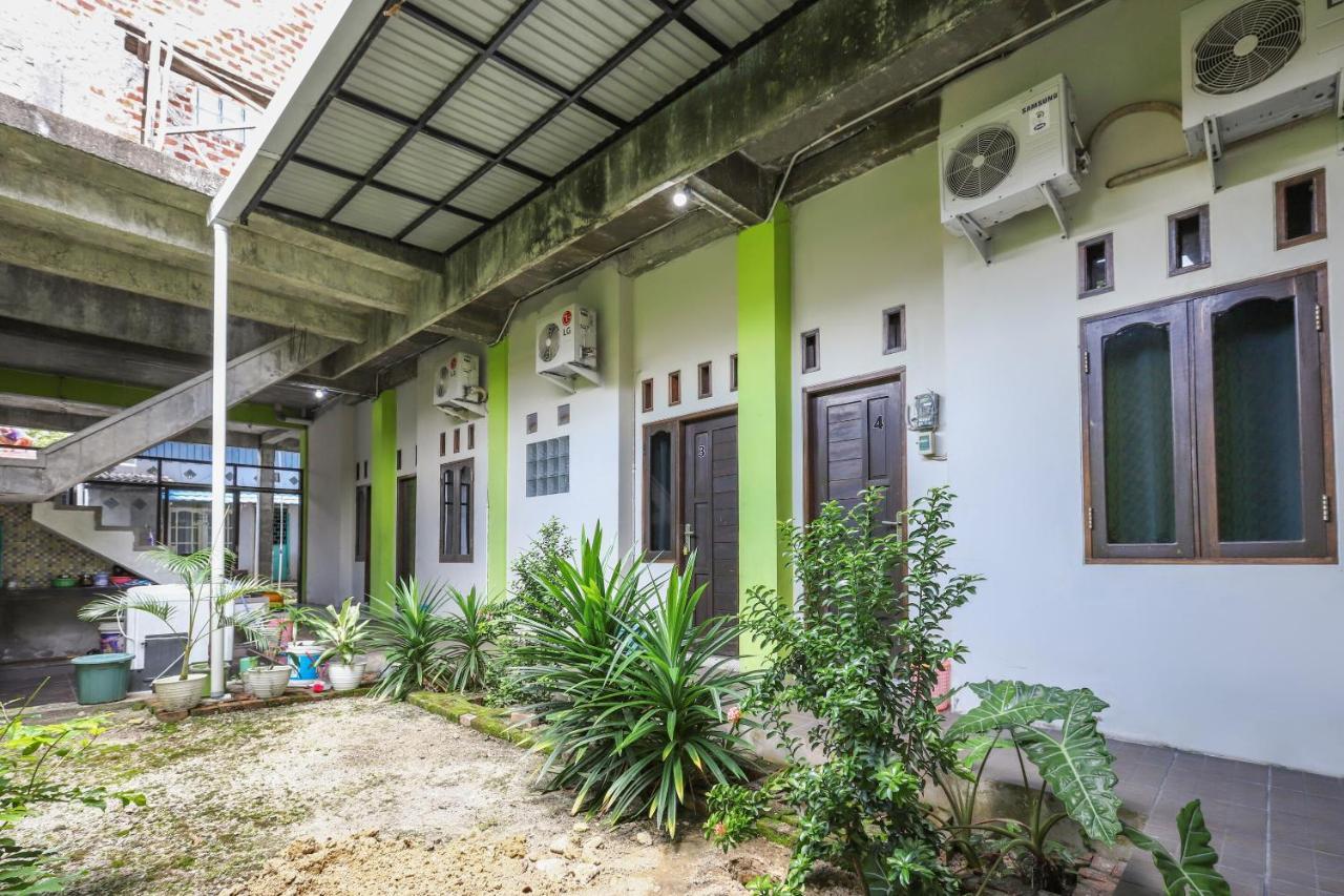 Oyo 3830 Dfarys Gh Syariah Otel Balikpapan  Dış mekan fotoğraf