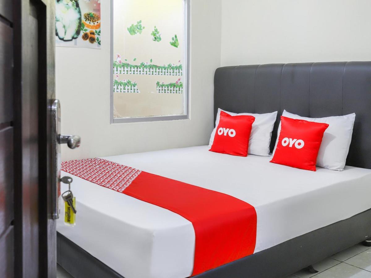 Oyo 3830 Dfarys Gh Syariah Otel Balikpapan  Dış mekan fotoğraf